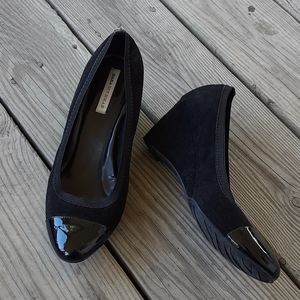 Dana Buchman wedges